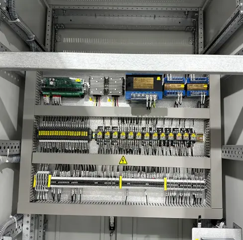 Intelligent Power Distribution Drawer Type Panel Switchgear Intelligent Power Distribution Drawer Type Panel Switchgear